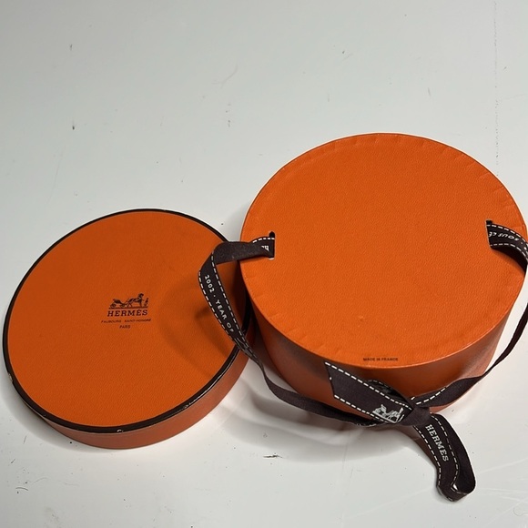 Hermès - Plissé Silk Handkerchie - Silk Orange Pleated Scarf with Box - Unworn - Picture 8 of 8